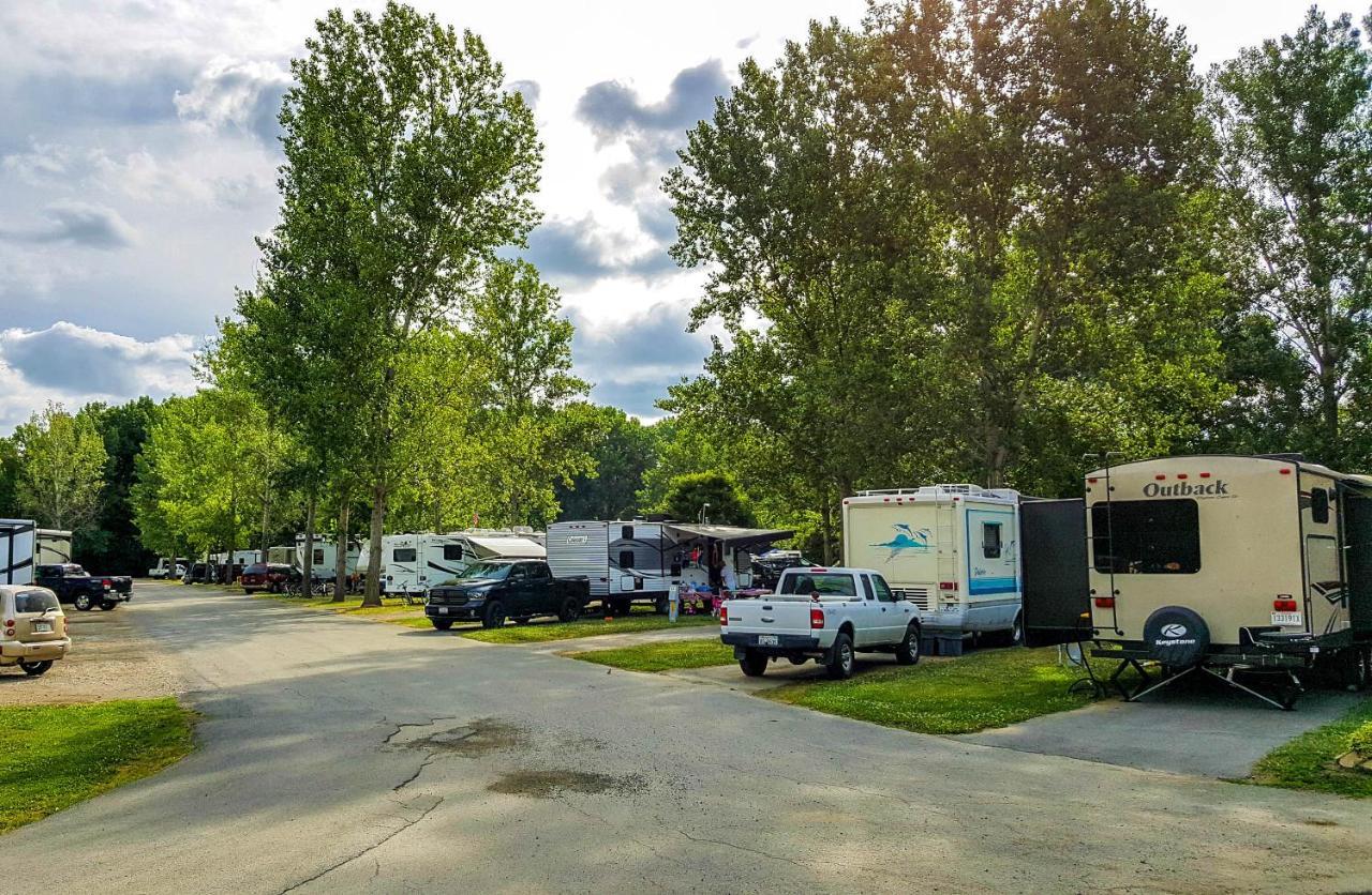 Sandusky Koa Holiday Campground Hotel Eksteriør billede